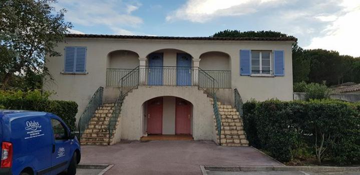 Application d'enduit de façade Var