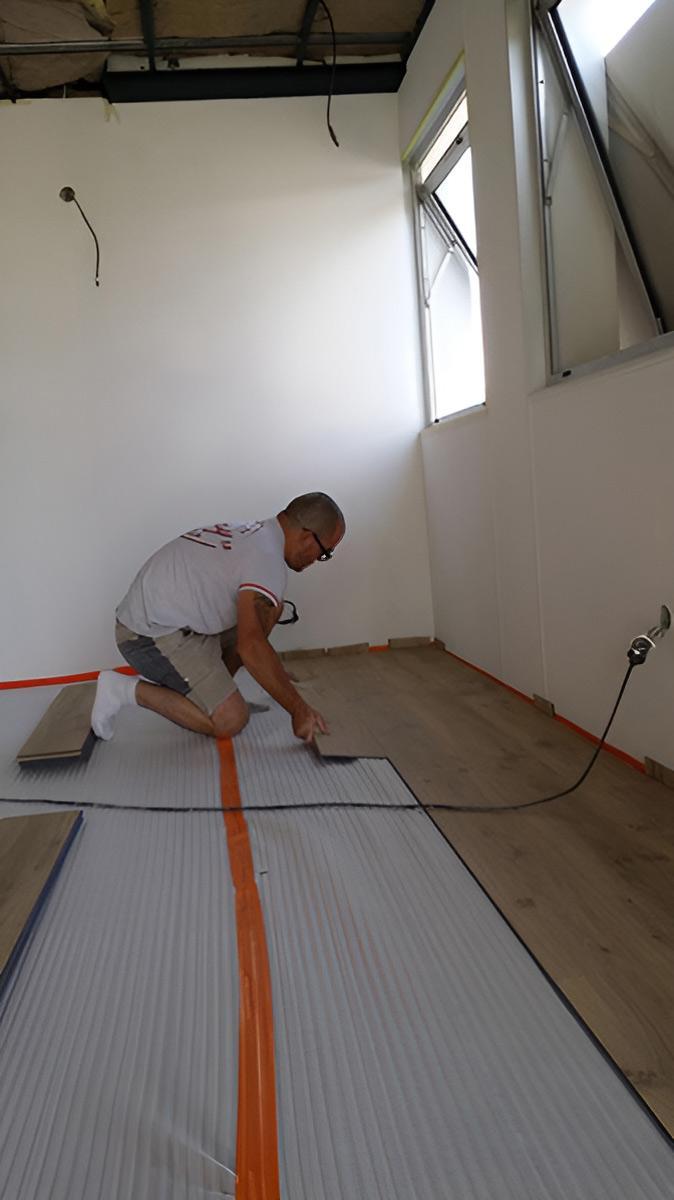 Poseur de parquet Var